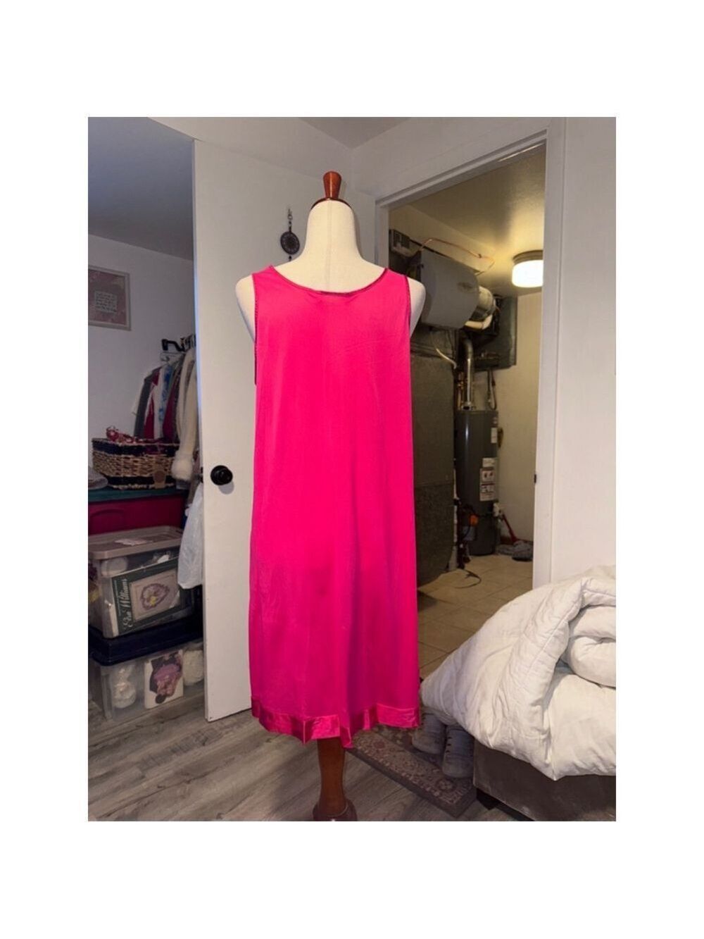 Vintage Vanity Fair gown red sleeveless size med USA - Picture 8 of 12
